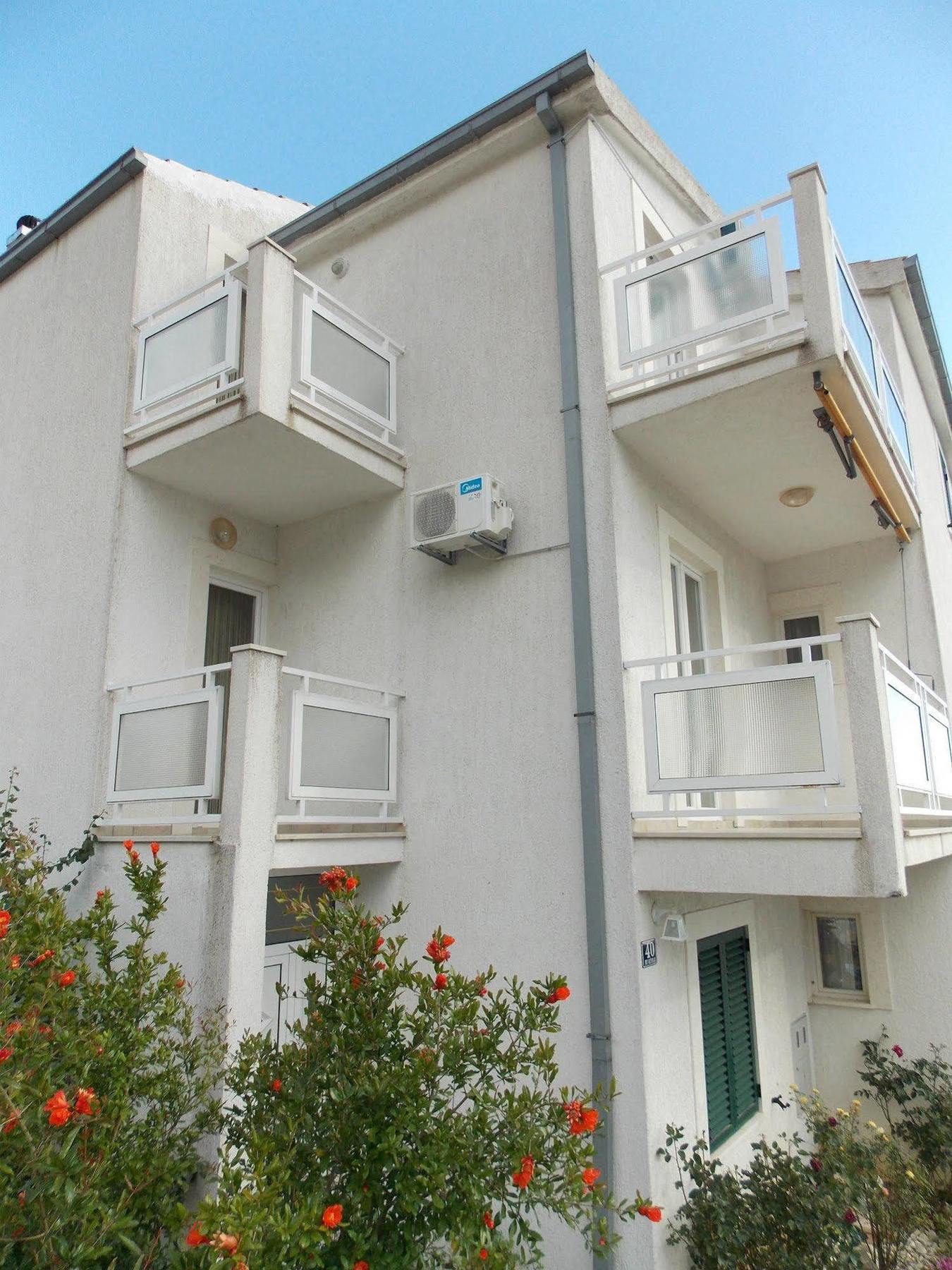 Apartments Bandalo Ποντστράνα Εξωτερικό φωτογραφία